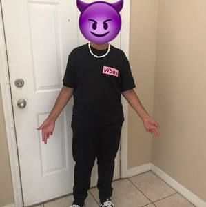 Meet your Posher, Robert